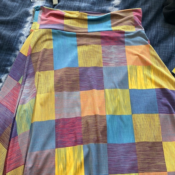 LulaRoe azure skirt size large
